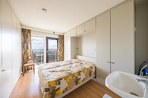 Apartment on the 8th Floor With sea View