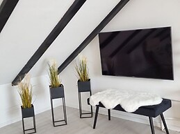 See & So Modern Retreat
