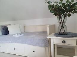 See & So Modern Retreat