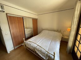Villa in Vidauban With Pool & Vineyards Nearby