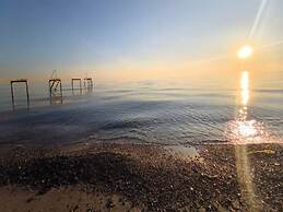 6 Person Holiday Home in Dannemare