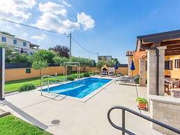 Villa Nataly met Zwembad