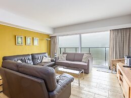 Apartment on the 9th Floor With sea View