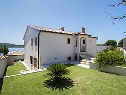 Villa Zuccon Comfortable Holiday Residence
