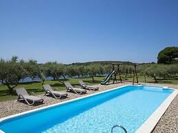 Villa Zuccon Comfortable Holiday Residence