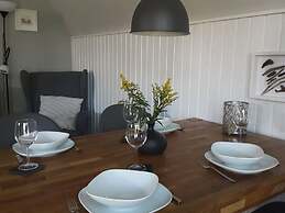 Slanitz Modern Retreat