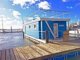 Antje Frieda Comfortable Holiday Residence
