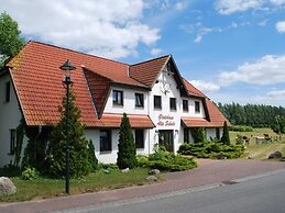 Wohnung in Dargun mit Pool und Streichelzoo