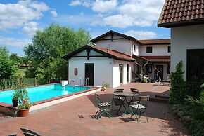 Wohnung in Dargun mit Pool und Streichelzoo