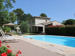 Magnificent Holiday Home With Pool