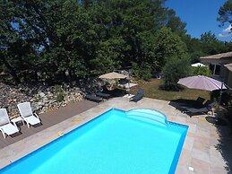 Magnificent Holiday Home With Pool