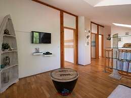 Sunshine Comfortable Holiday Residence
