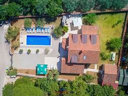 Sunshine Comfortable Holiday Residence