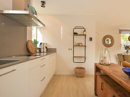 Holiday Home Near Beach With Garden
