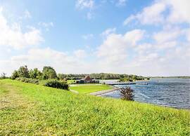 Holiday Home Near Beach With Garden