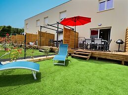 Maisonette in Valras-plage Near Sandy Beach