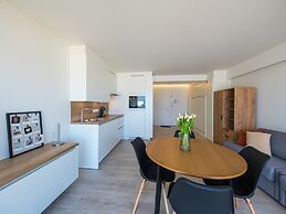 Beautiful Apartment With Stunning sea View