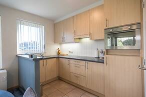 Ground Floor Apartment With Large Garden