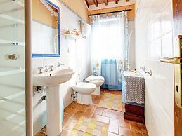 Tranquil Cortona Home