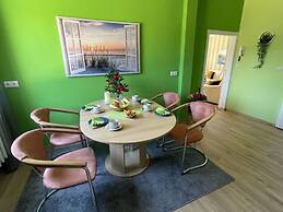 Holiday Apartment Lake View