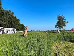 Villa by Tjeukemeer With Sauna & Whirlpool