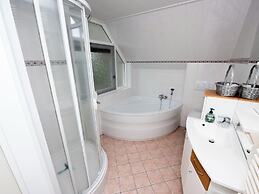 Spacious Holiday Home With Private Jetty