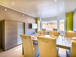 Apartment Near Dunes With Sea View