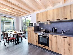 Bungalows mit Terrasse am Kronenburger See