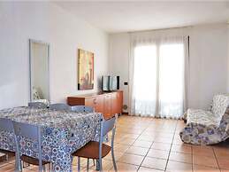Relaxing Apartment in Caorle for 7