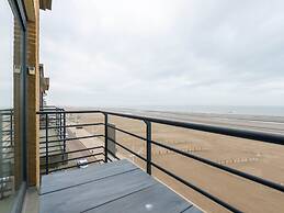 Apartment in Koksijde With Stunning Sea View