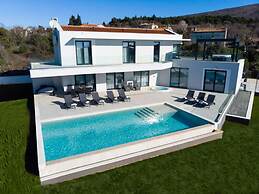Lea Comfortable Holiday Residence