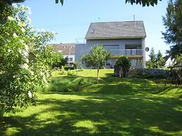 Holiday Apartment Lautertalblick