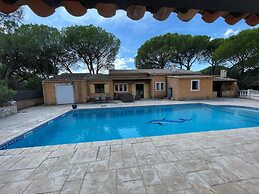 Villa in Vidauban With Pool and BBQ
