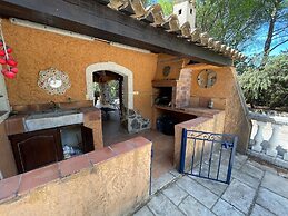 Villa in Vidauban With Pool and BBQ