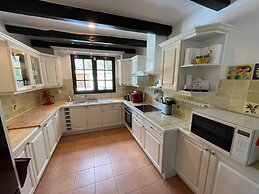 Villa in Vidauban With Pool and BBQ