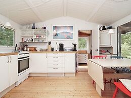 6 Person Holiday Home in Rorvig