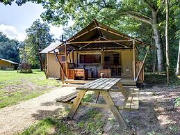 Glamping Tent in Tranquil Park