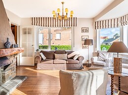 Villa Near De Panne Beach With Sea Views