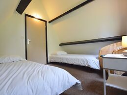 Holiday Home in Stramproy Near Nature