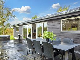 4 Star Holiday Home in Allingabro