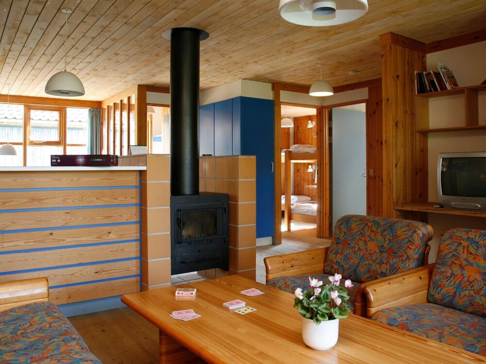 6 Person Holiday Home in Vaeggerlose