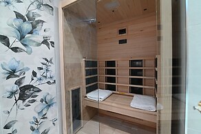 Slopes Suites and Spa