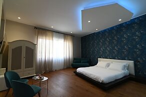 Slopes Suites and Spa