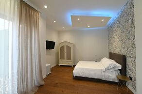 Slopes Suites and Spa