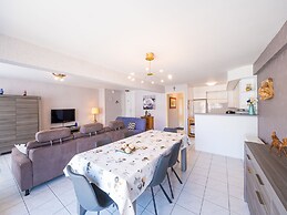 Apartment on the Third Floor