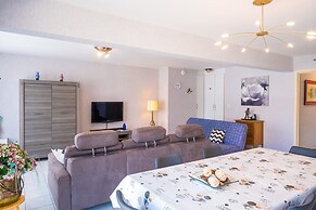 Apartment on the Third Floor