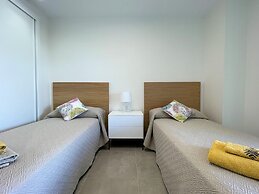 Belvilla by OYO Apartamento Moja!car