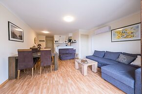 Cozy Apartment With Terrace