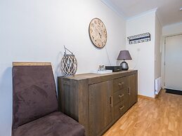 Cozy Apartment With Terrace