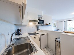 Cozy Apartment With Terrace